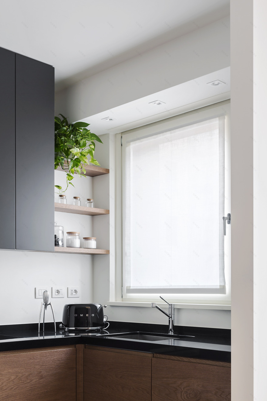 米兰优雅灰调公寓,经典与现代的碰撞-16