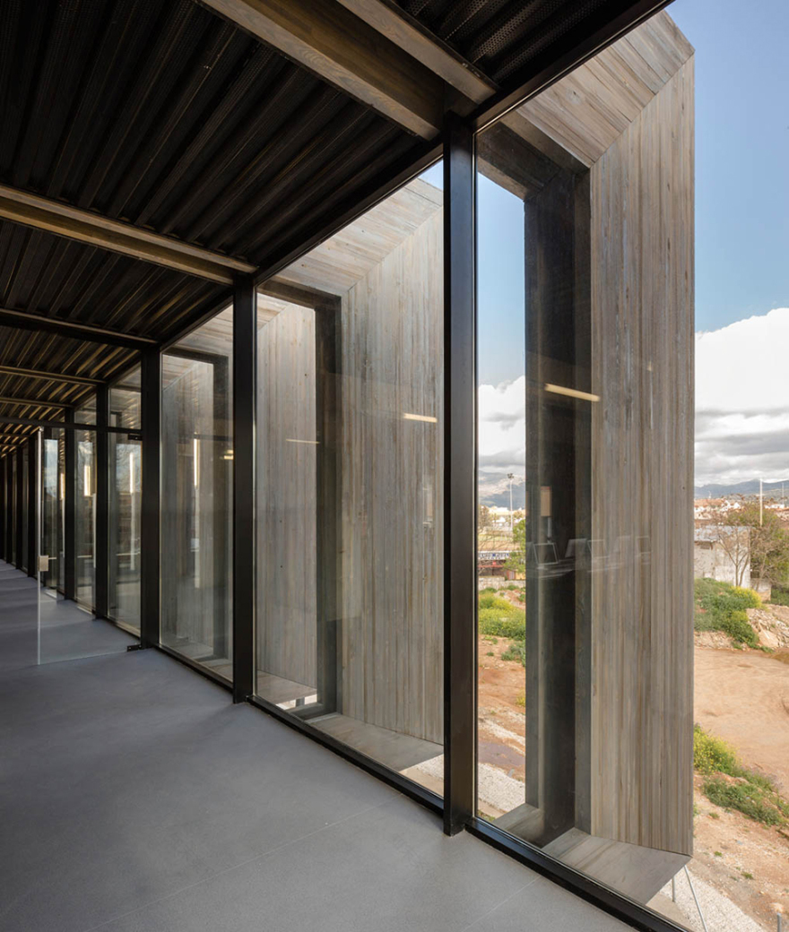 西班牙隆达市立图书馆“缩短透视”设计-32