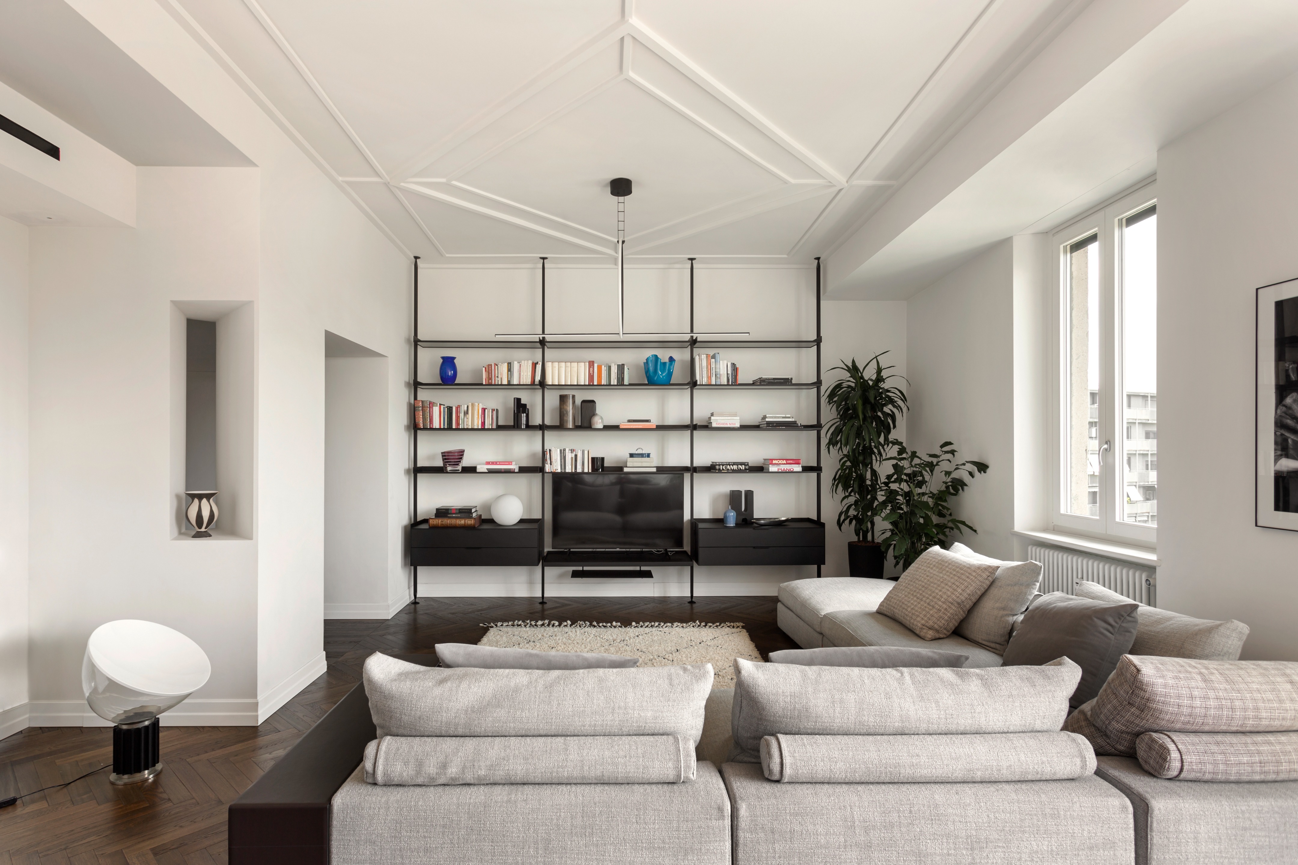 现代经典风格公寓设计-0