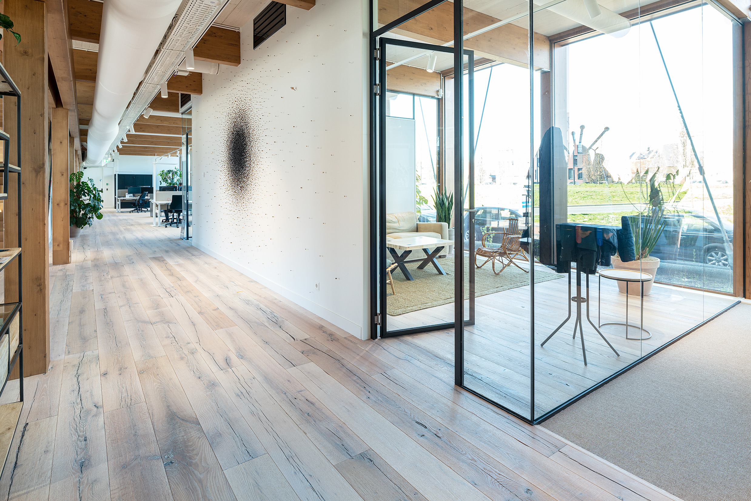 CO2 neutral office builing with reclaimed oak wooden flooring-7