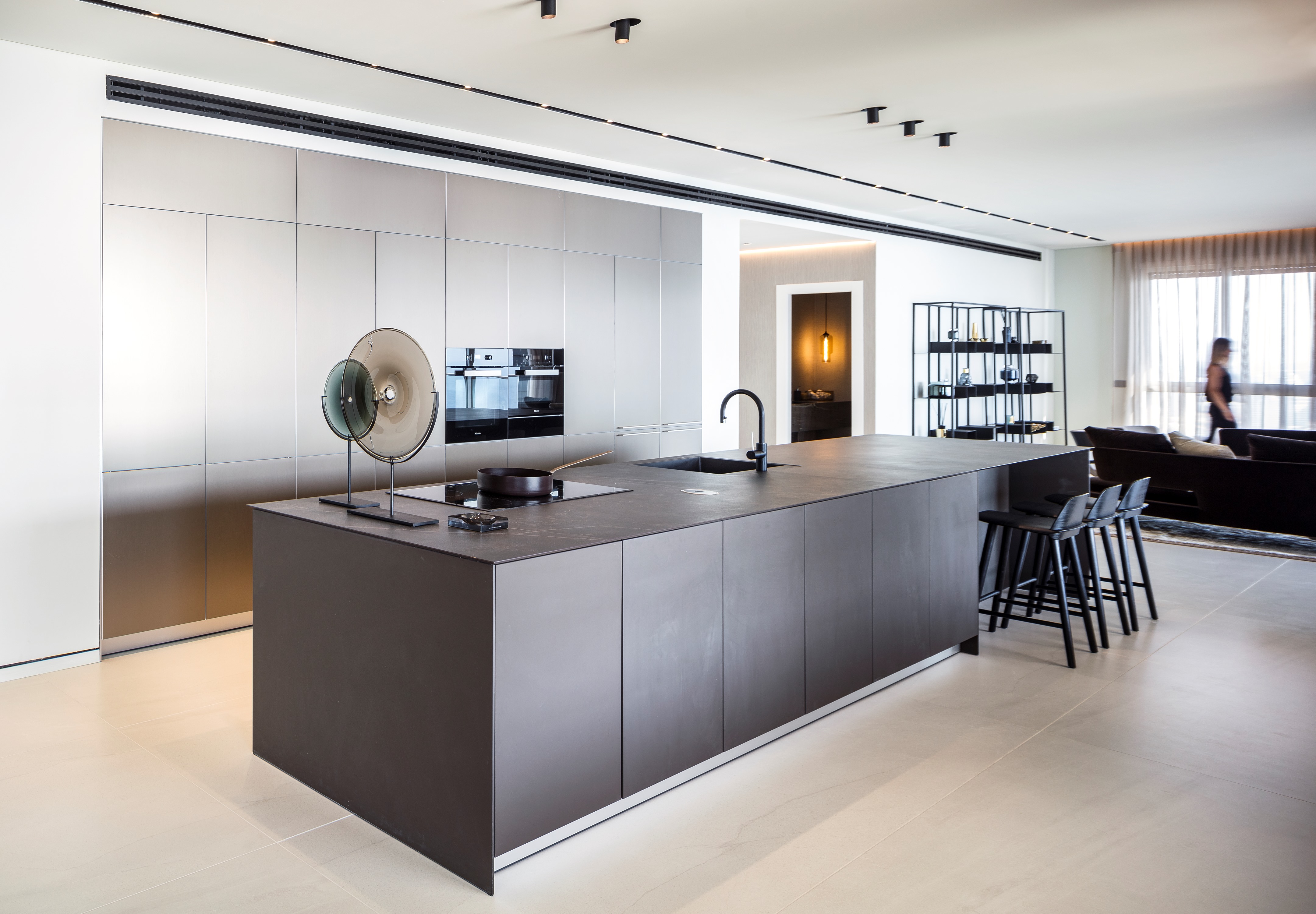 巴黎世家风尚的海景别墅设计-1