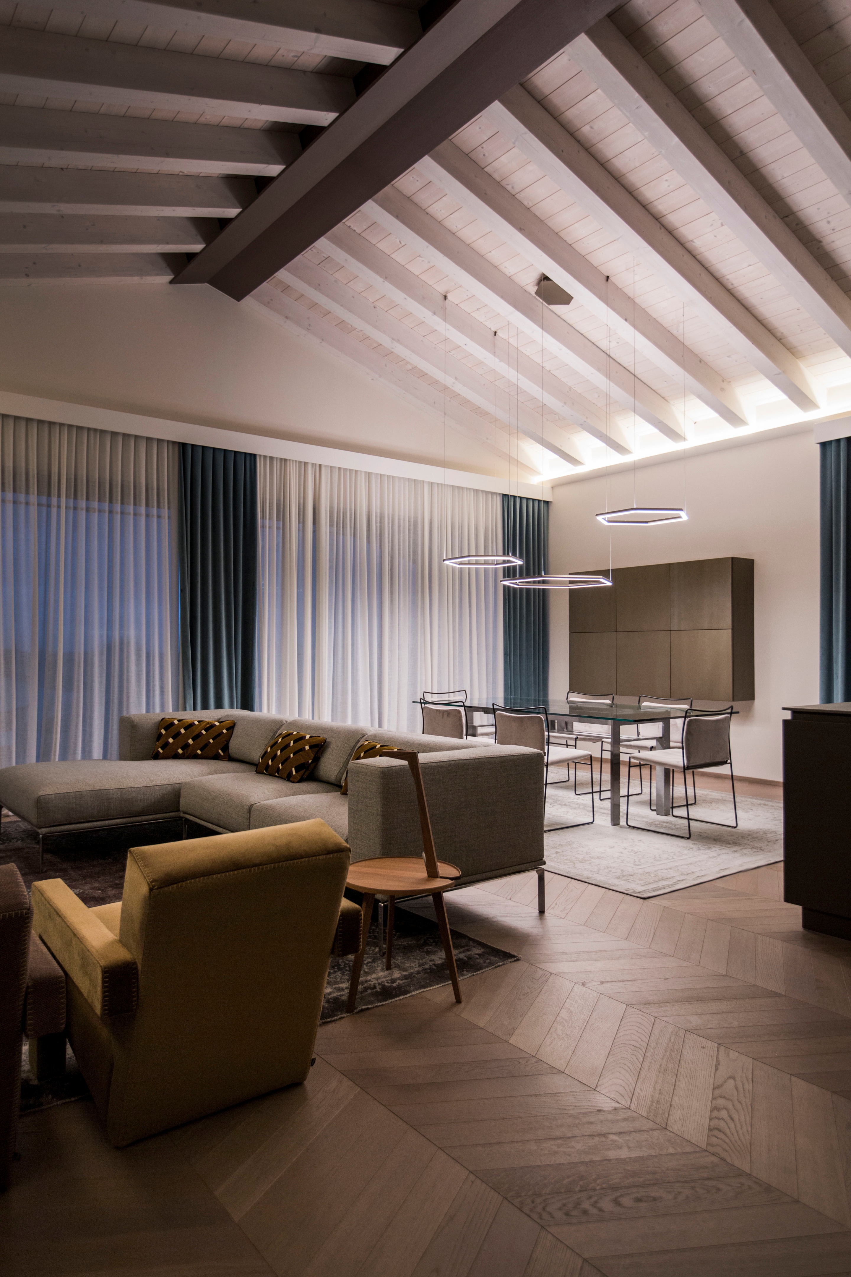 Attico White & Gray-2