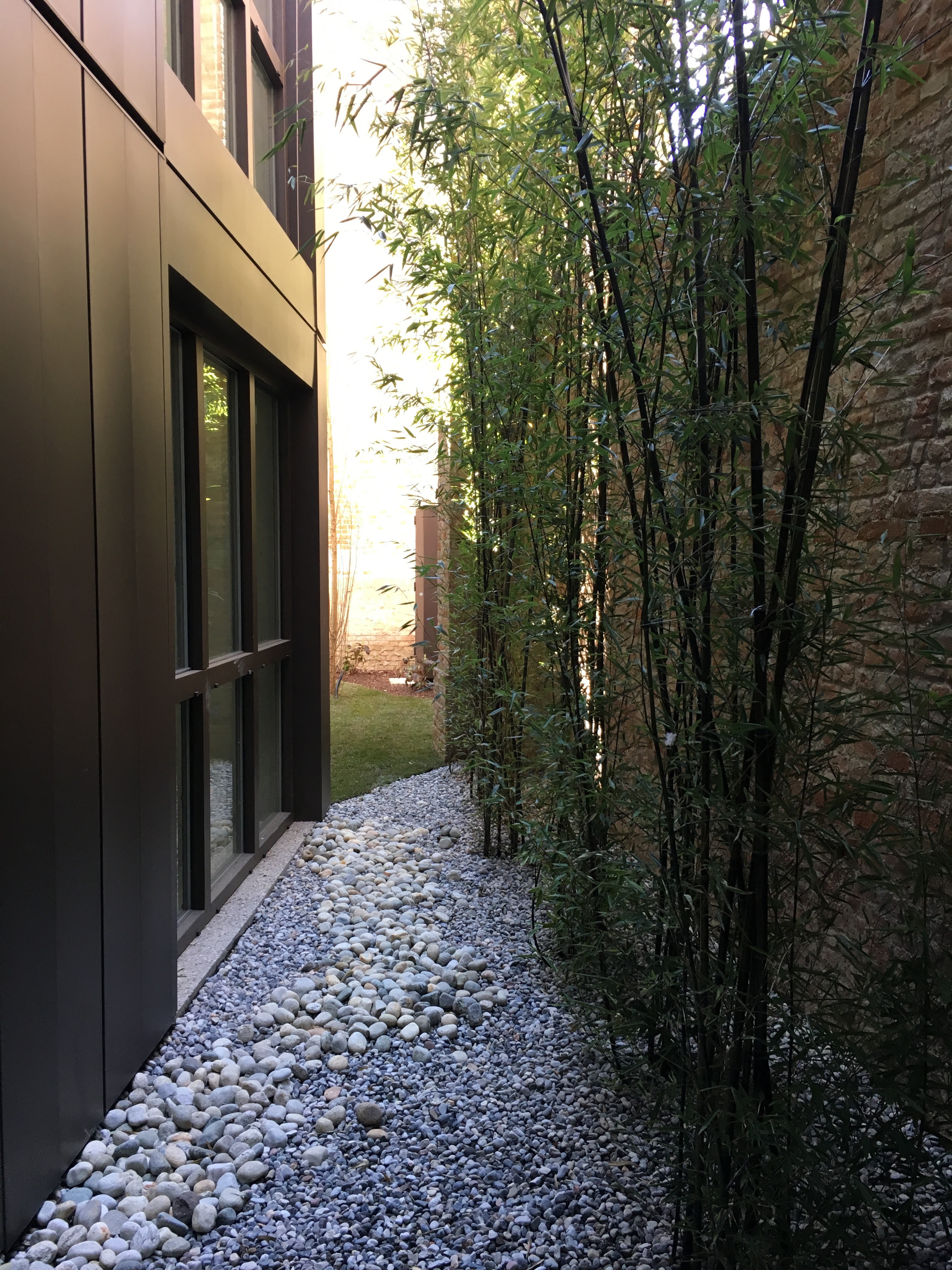 废弃马厩变宜居住宅,原汁原味保留历史痕迹-13