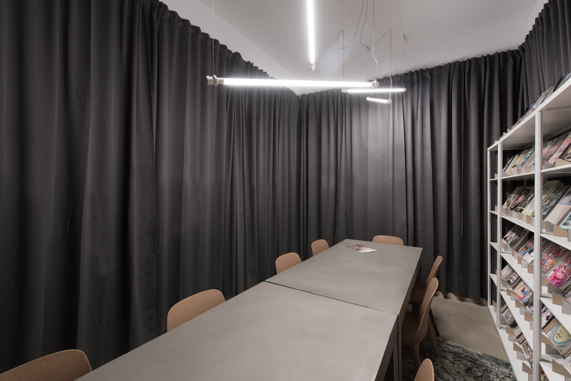 砖石办公室丨波兰波兹南丨mode:lina™-24