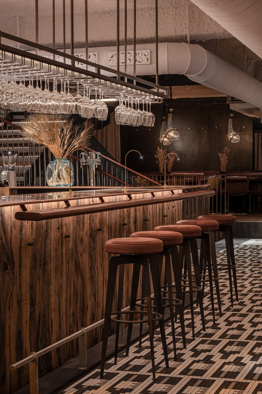 MAD Bars House · 乌克兰利沃夫的酒吧美食六层楼设计丨Yod design lab-79