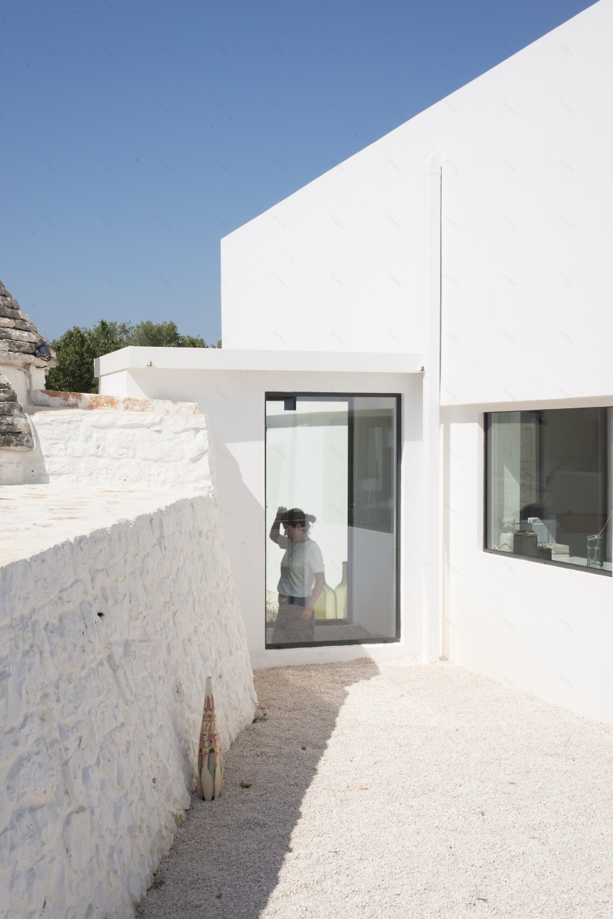 意大利普利亚五锥土坯屋的修复与扩建-8