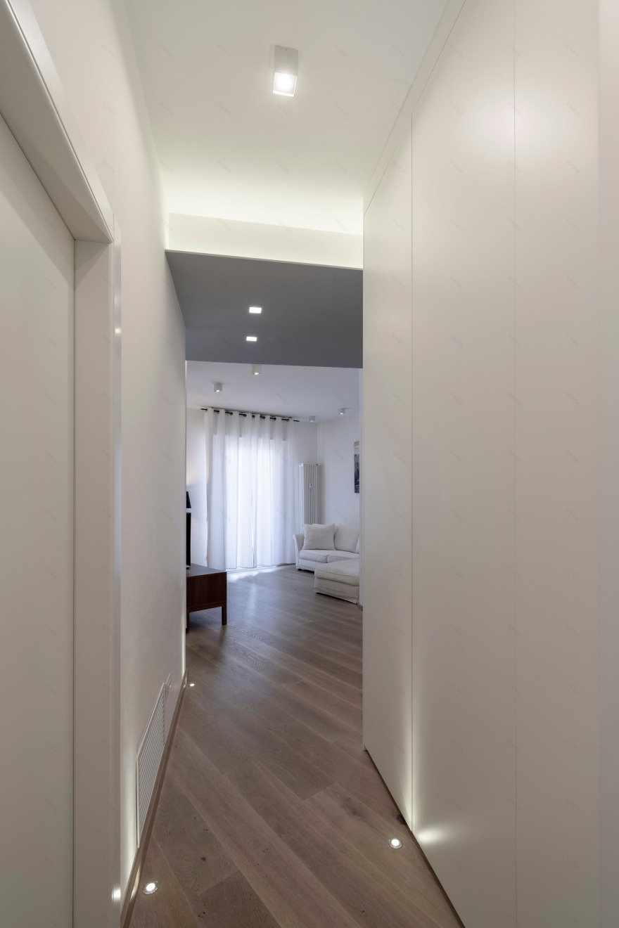 Modena 之家 | 温馨木质 IP 公寓,家庭共享的现代空间-21