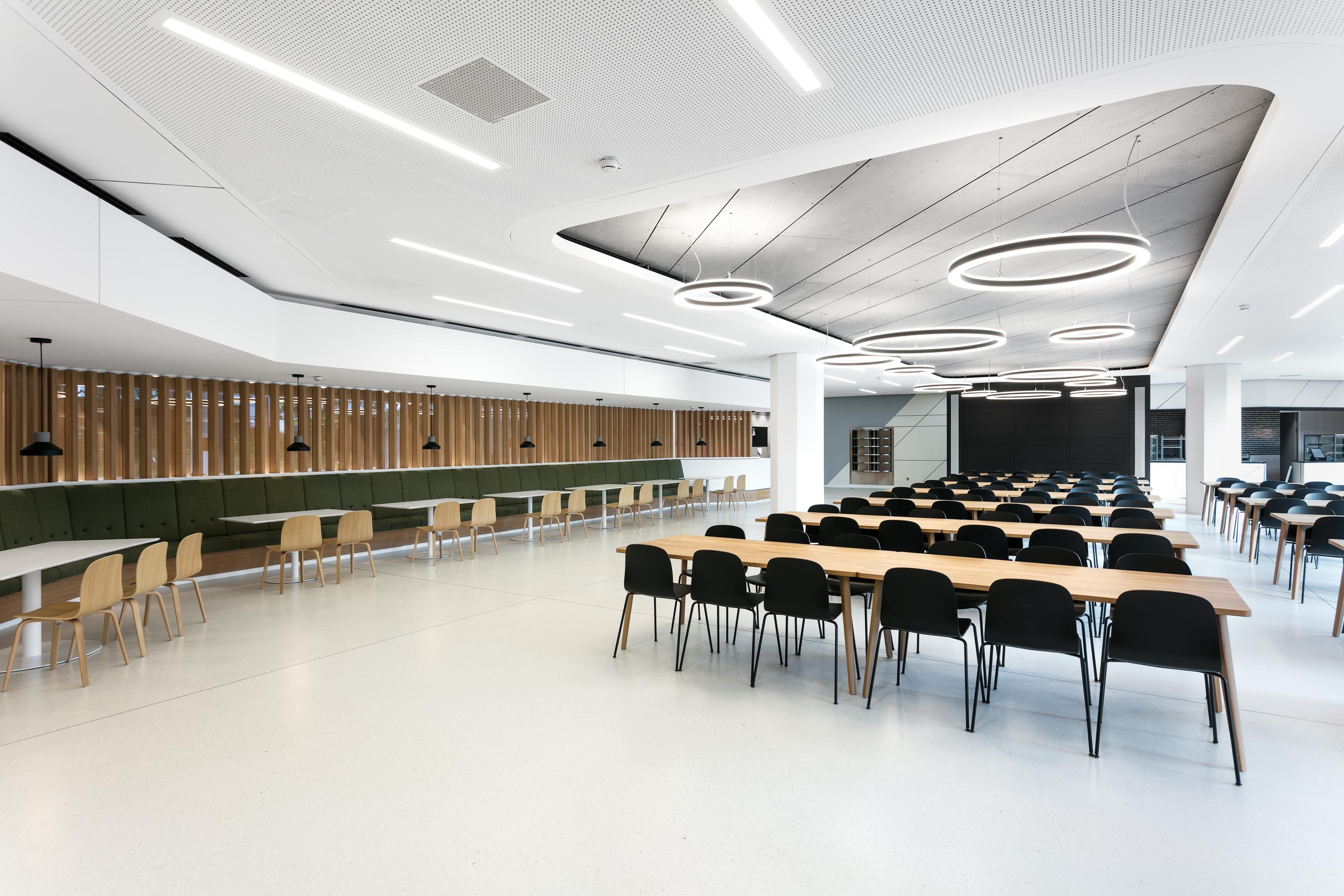 德国卡尔斯鲁厄市政厅创新设计-3