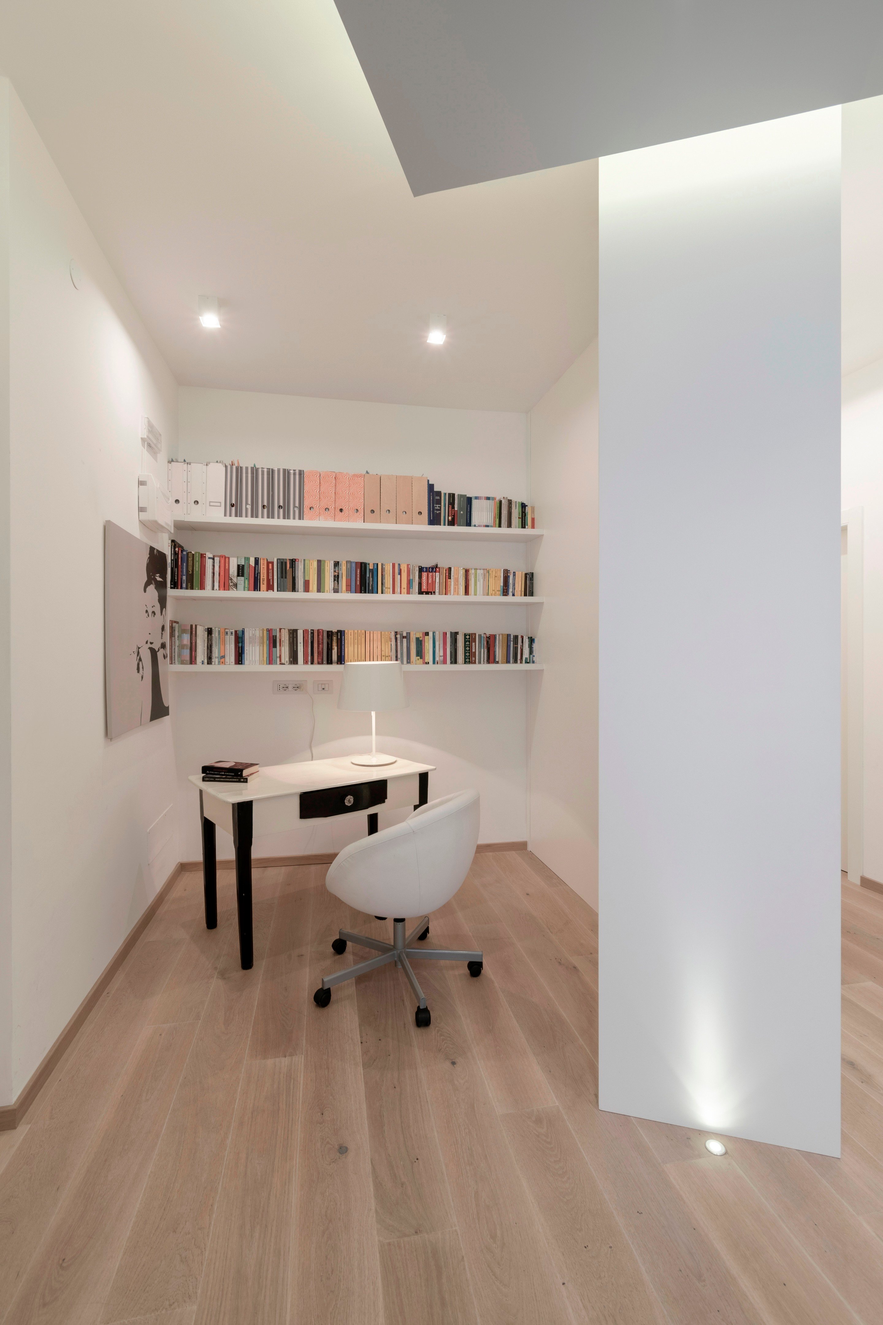 Modena 之家 | 温馨木质 IP 公寓，家庭共享的现代空间-6