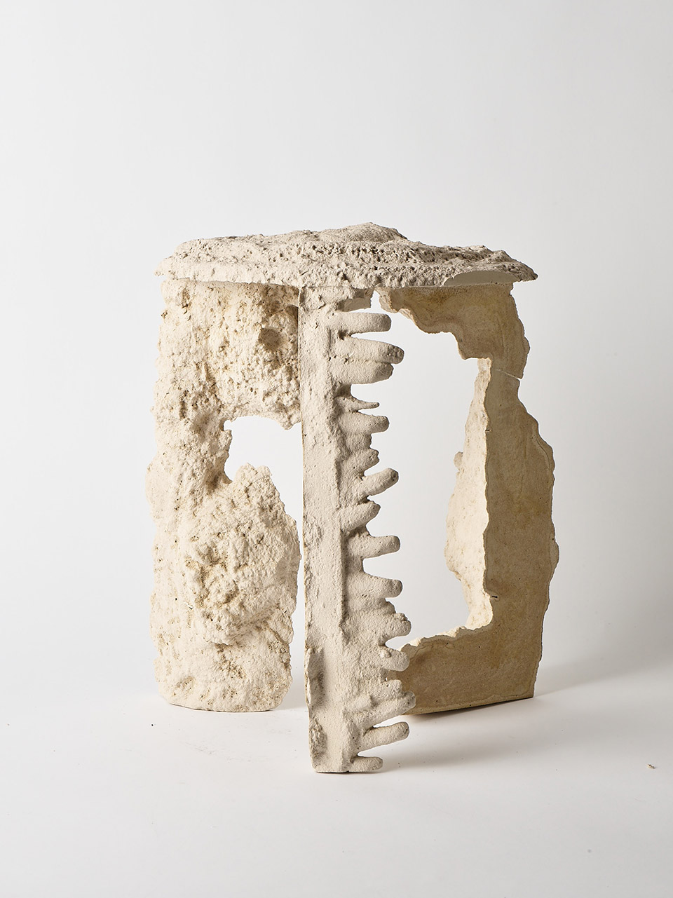 “虚构的侵蚀” 雕塑家具/将自然事物的形成过程转化为家居设计方法-12
