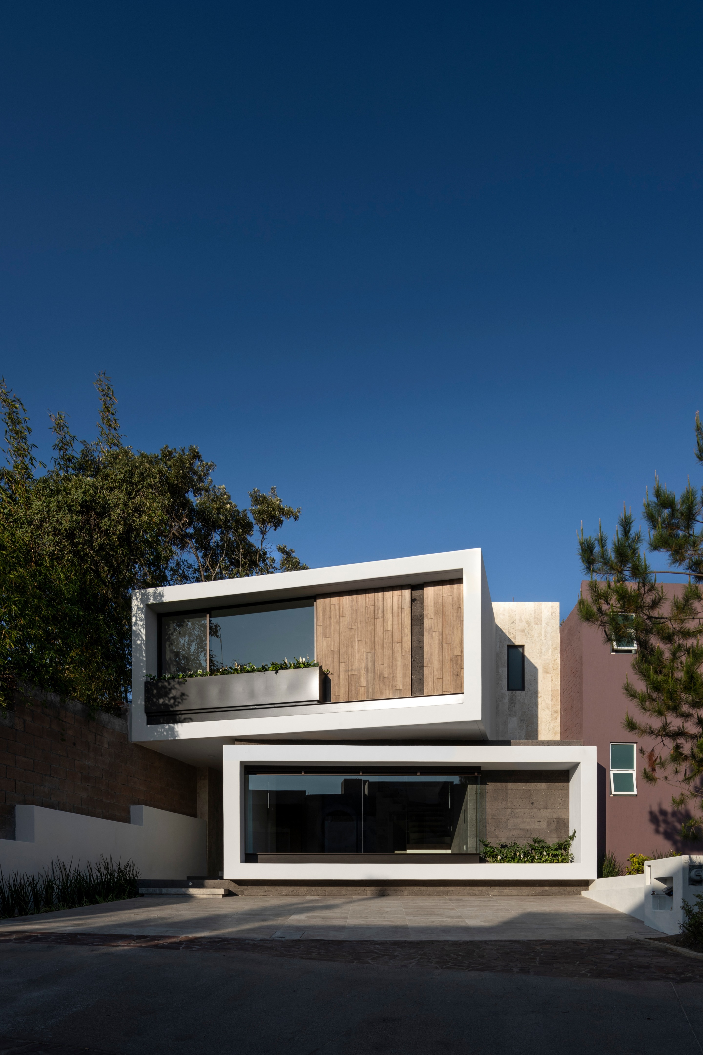 悬浮之居,重力与光的艺术品-1