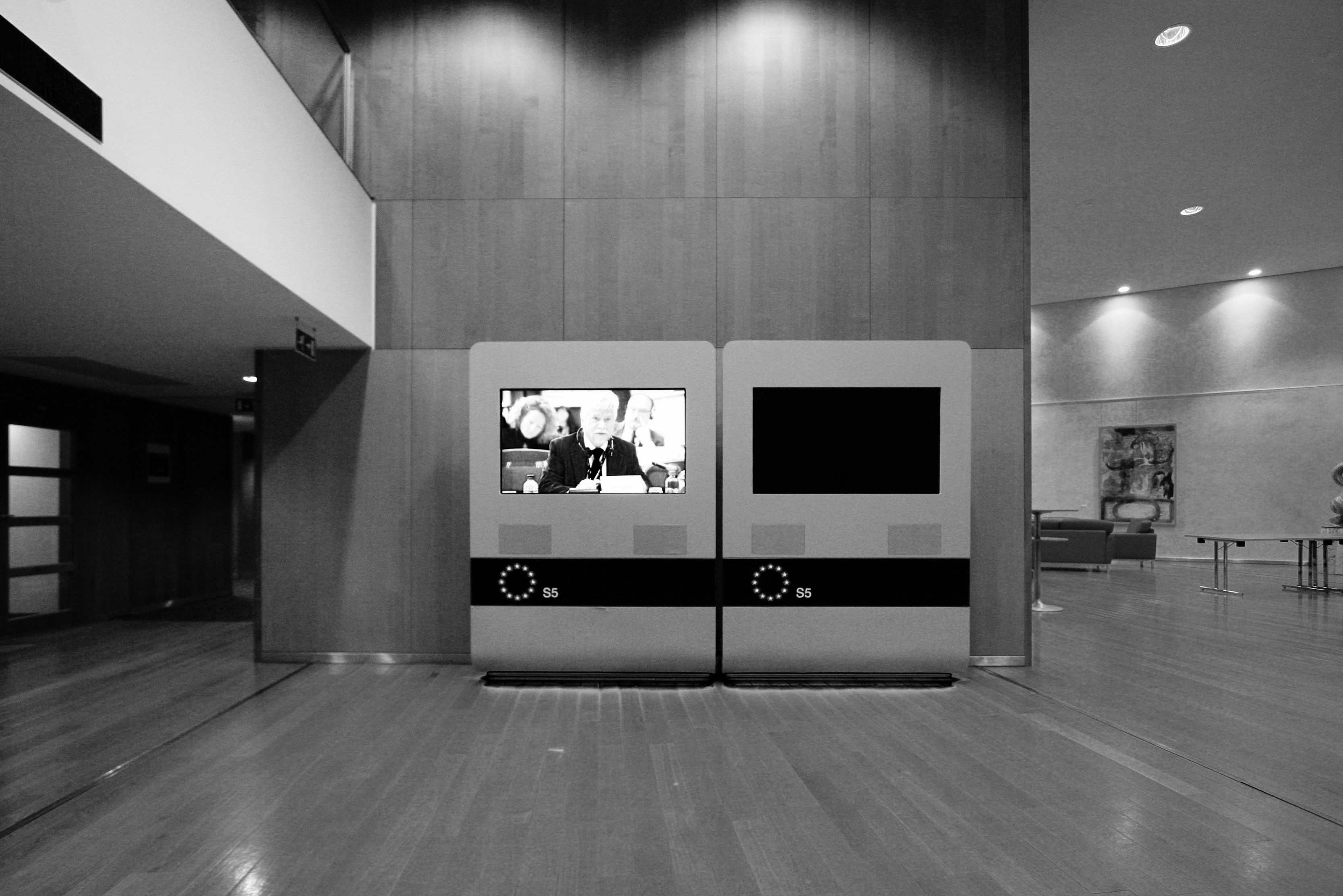 欧洲委员会新闻发布厅家具设计-6