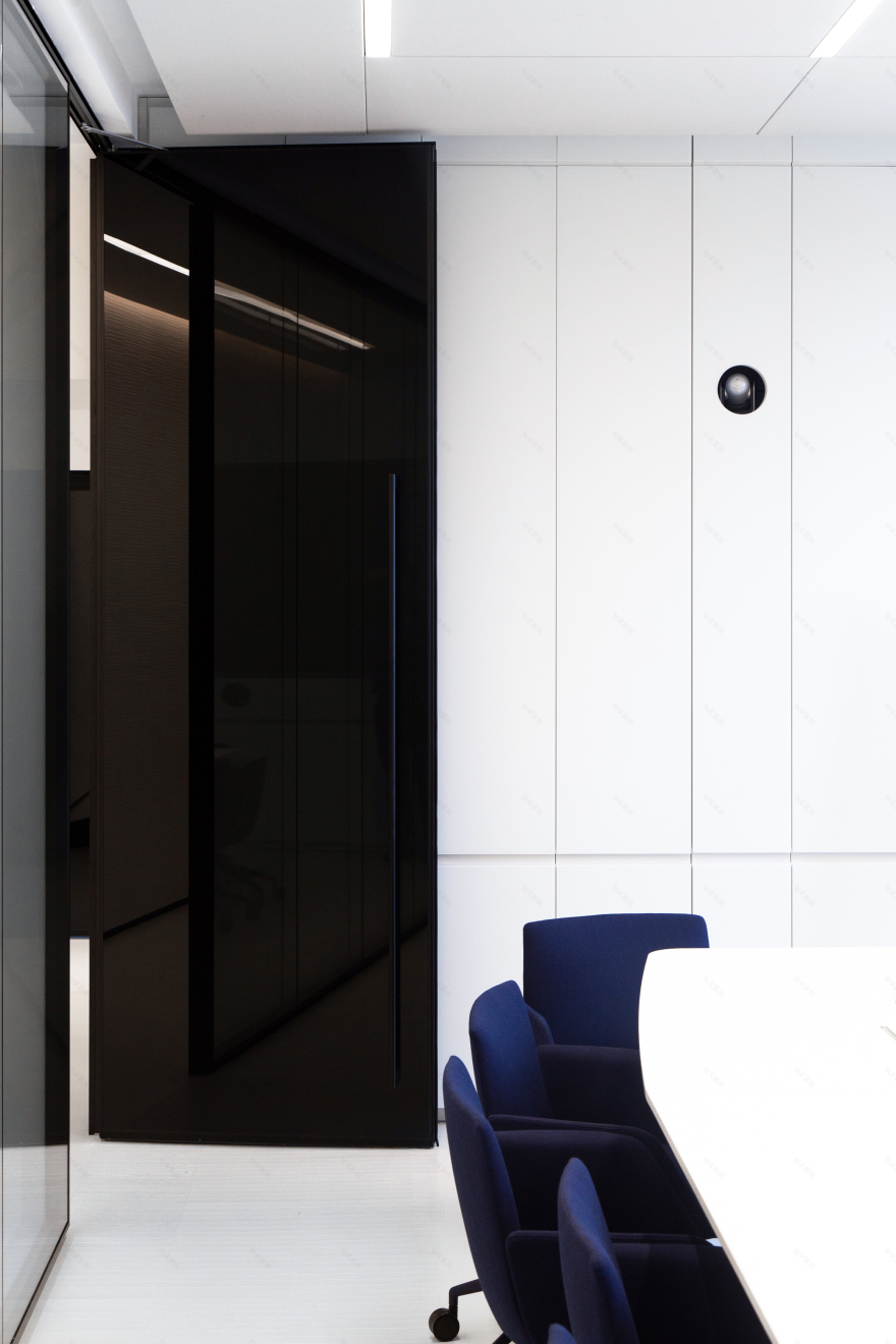 麦肯锡罗马办公室设计-11