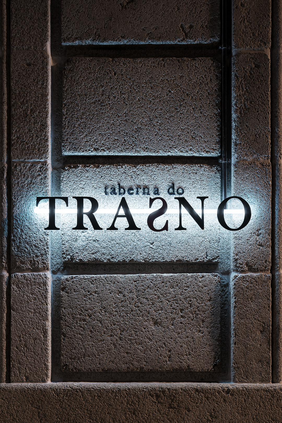 夏日餐厅"A taberna do trasno"——融入自然的设计-19