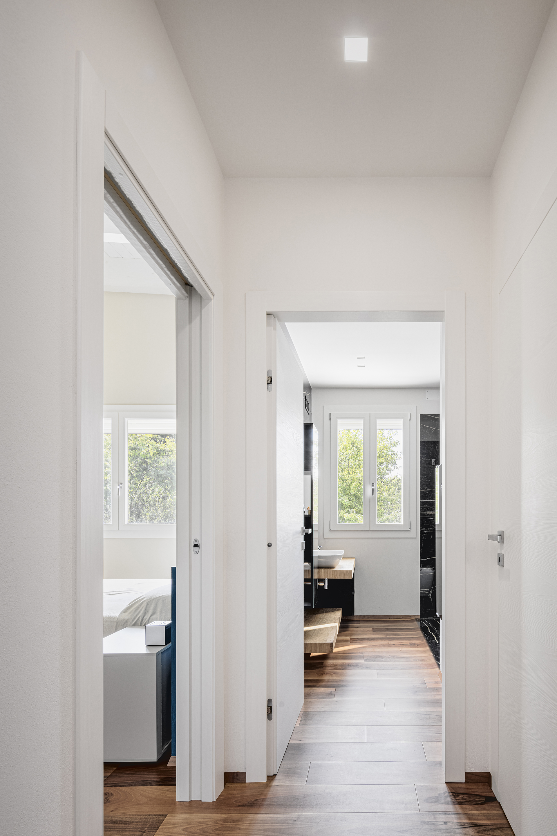 温馨简约的 I&C 室内设计-8