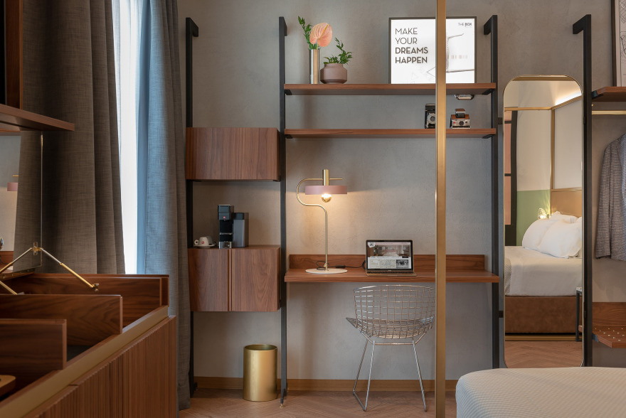 意大利海滨酒店“The Box”以简约哲学打造舒适空间-40