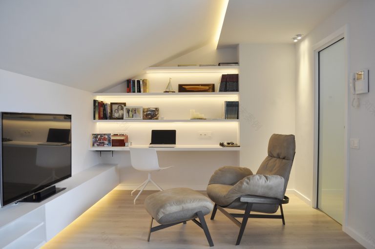 简约而温馨的 200 平米高尔夫景观顶层公寓设计-14