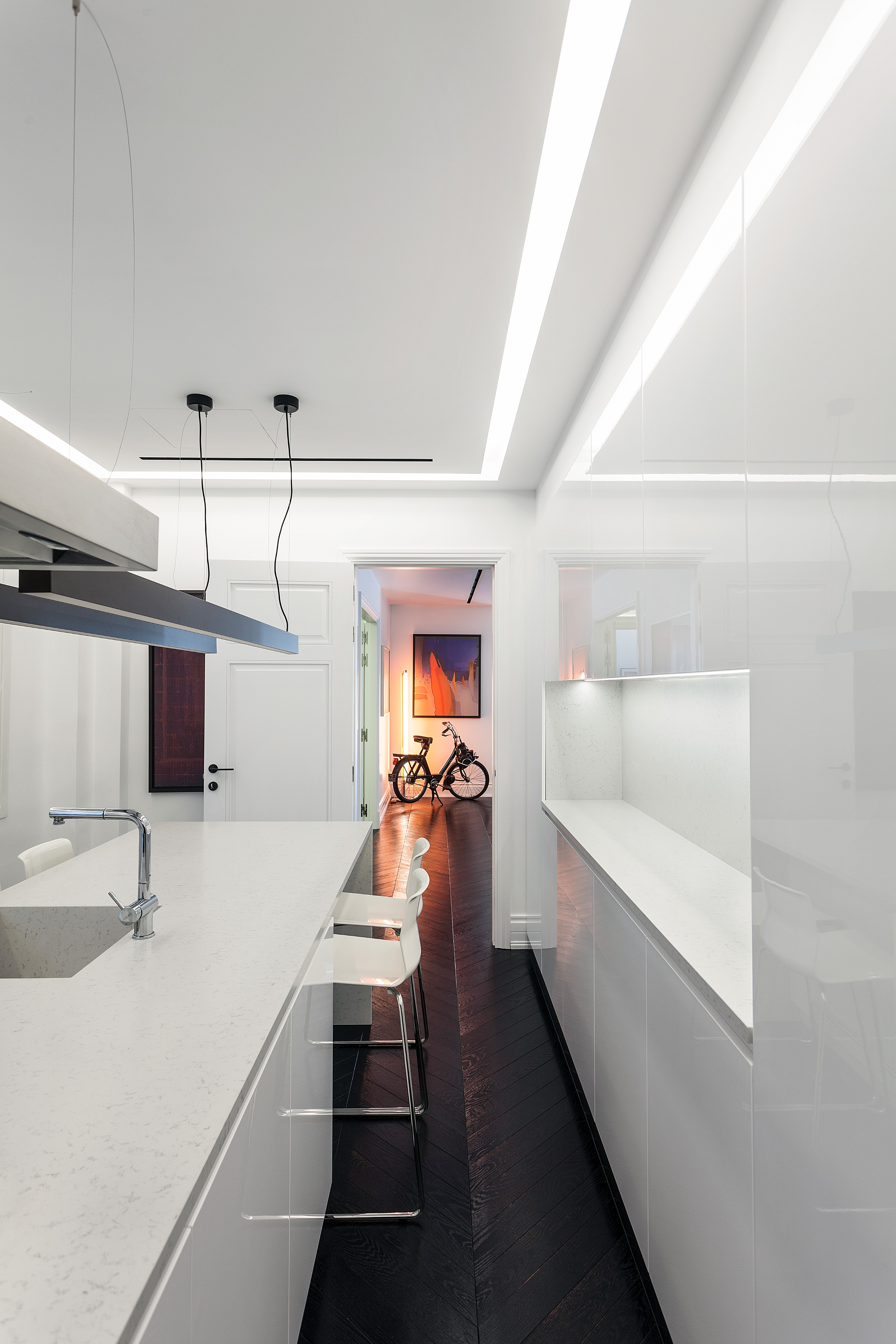 雅典 290 平米翻新公寓，打造经典与现代并融的居家艺术馆-9