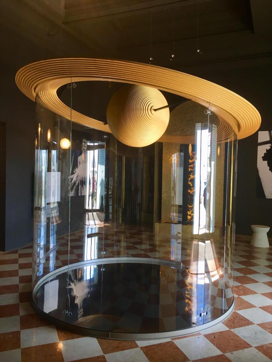 《井中月亮》——历史岛居的室内艺术解读-0