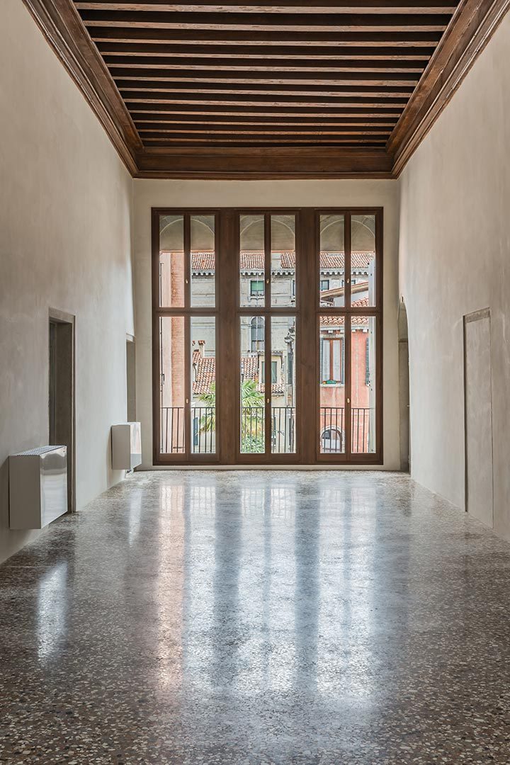 威尼斯古堡修复中的现代生活美学-13