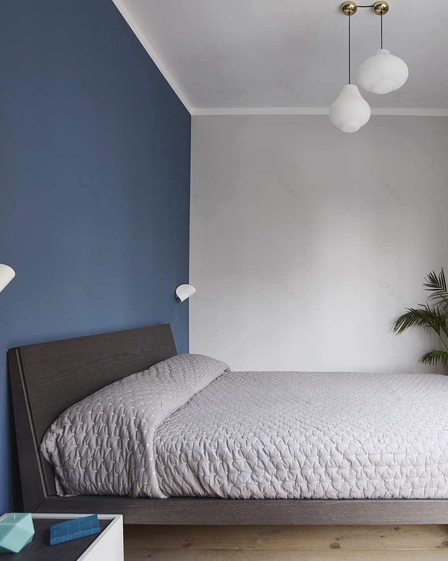 米兰 50 年代公寓的现代重生-2