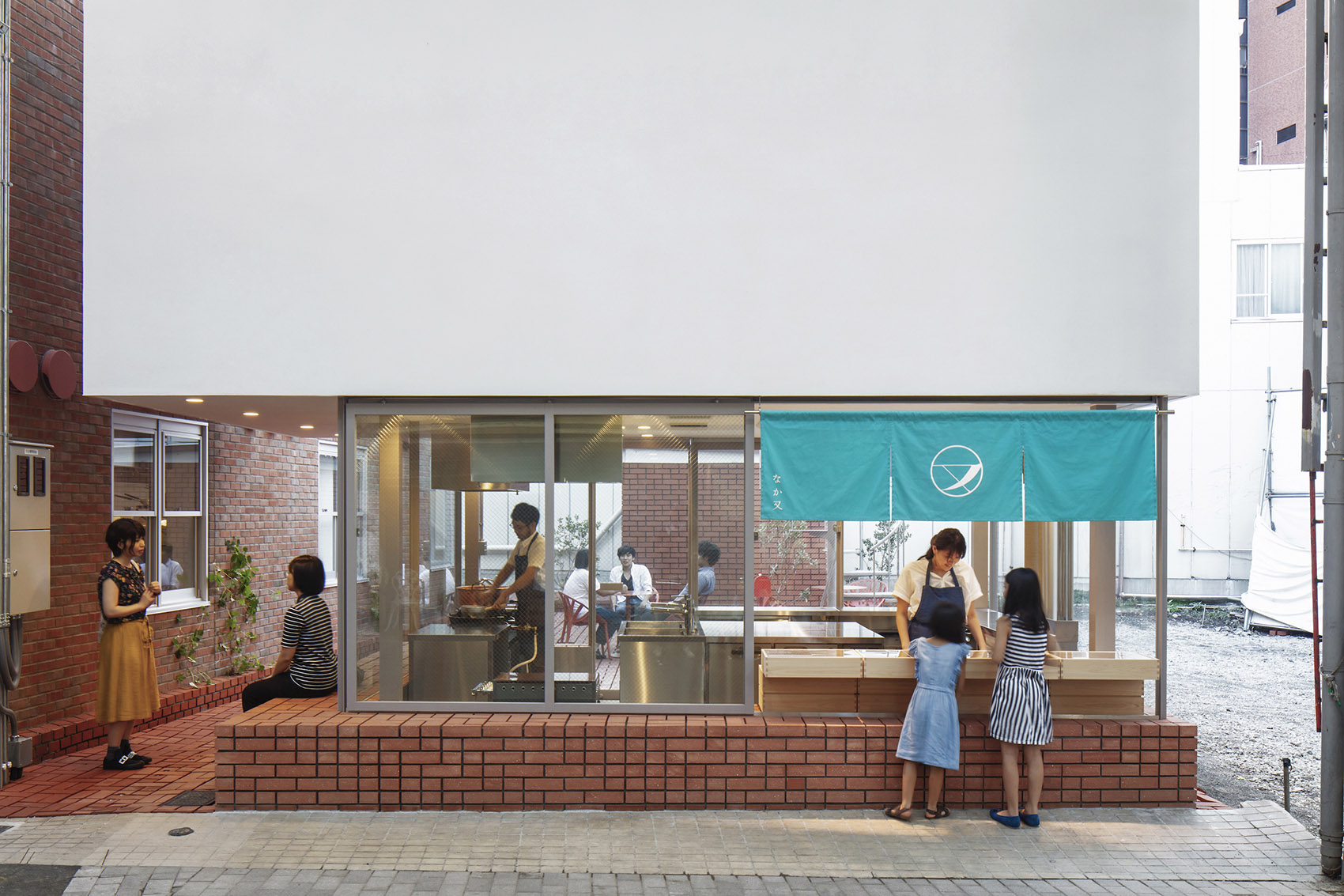 Nakamata日式糖果店，日本/购物街上的减法空间营造垂直于街道的纵深感-19