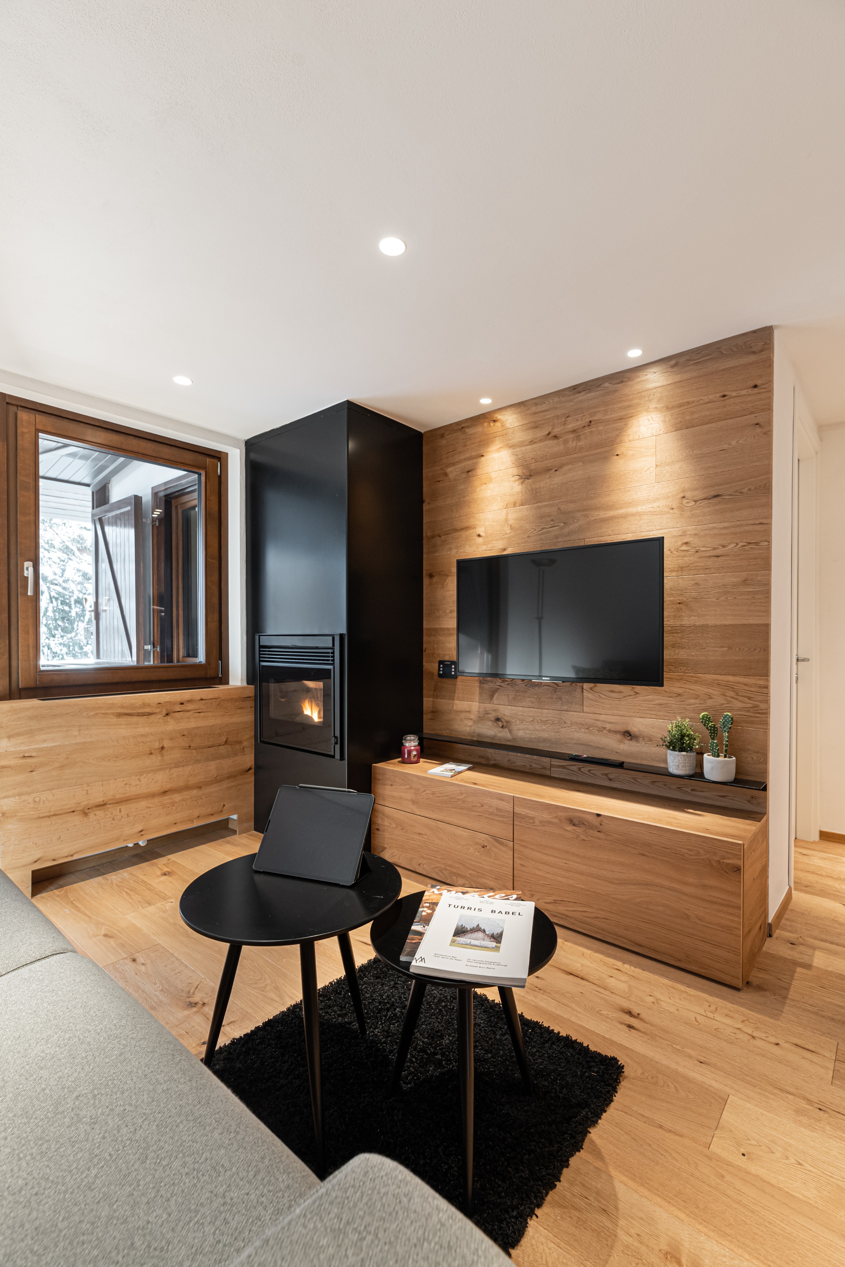 自然材料打造温馨阿尔卑斯风格小公寓-5