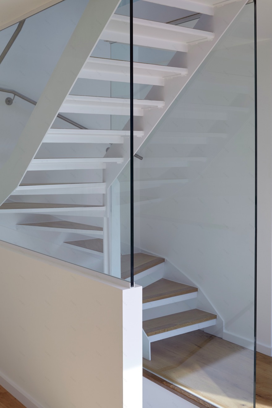 颠覆传统设计的“Amerland Road 别墅”-14