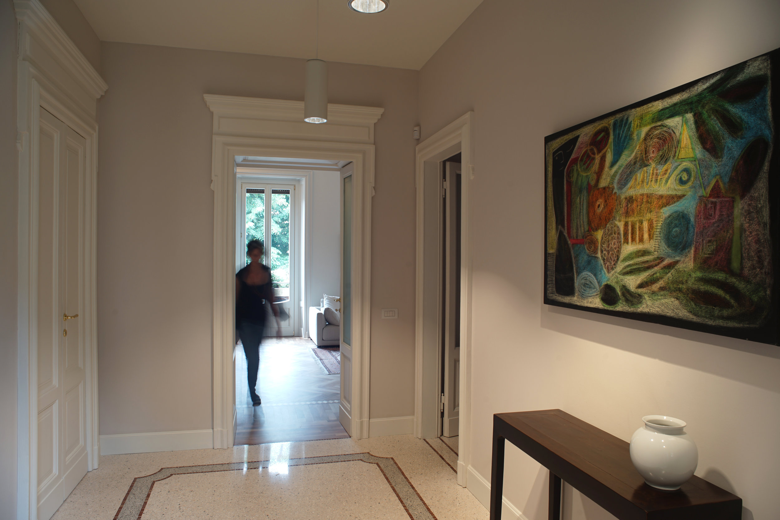 米兰中心地带的精致公寓改造-0