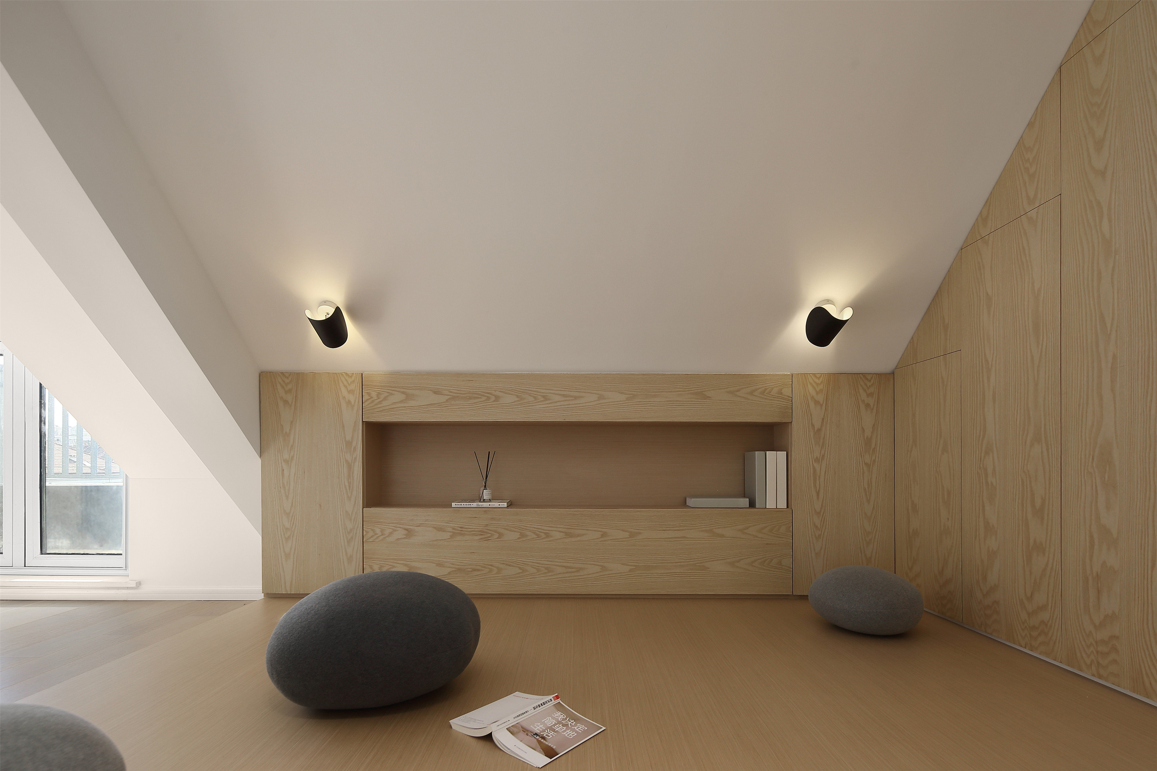 学区房挑空设计-35