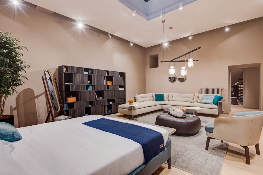 波尔特罗纳·弗劳展厅-53