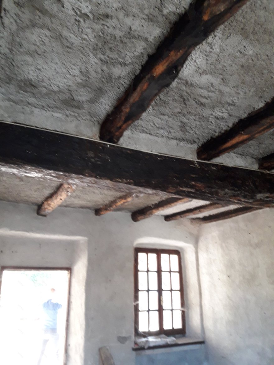 意大利 Miasino 住宅修复-9