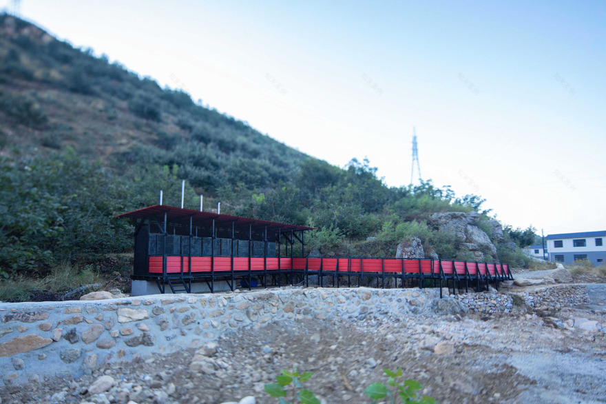 石城子村公共厕所 | 低成本逆袭之彩钢板与黑木的结合-13