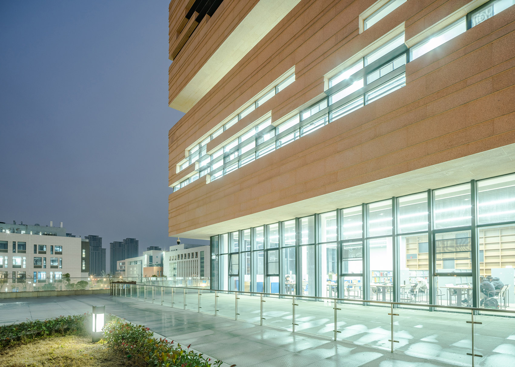 中国地质大学未来城新校区图书馆，武汉/“基石”与“容器”-94