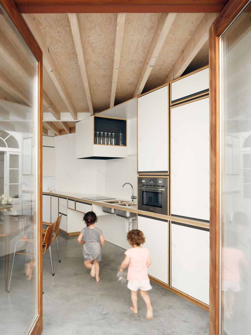 AV House——空间光影的巧妙运用-8