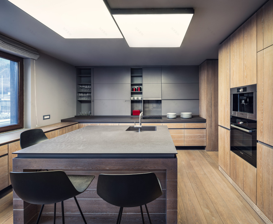 阳光充沛的保加利亚乡村别墅,自然与环保的设计理念-11