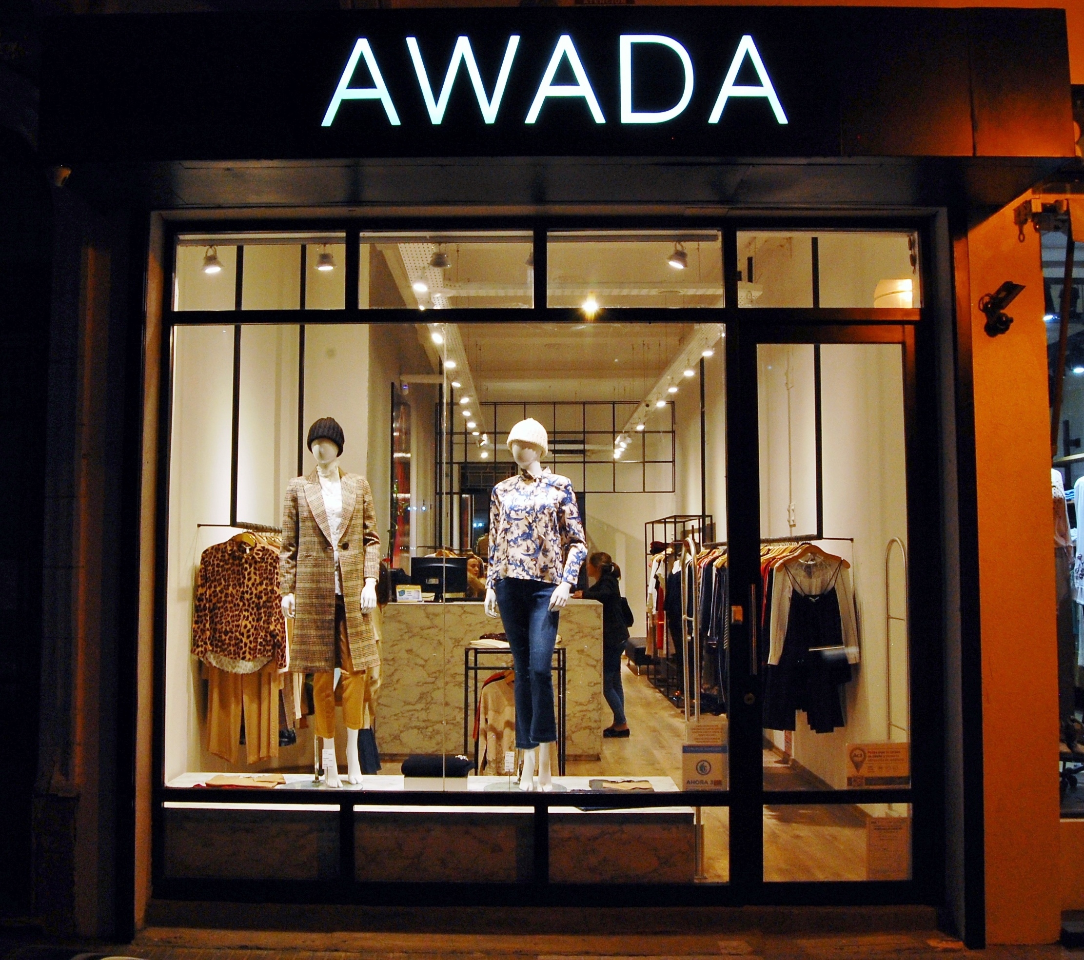 简约工业风 AWADA 商业空间设计-1