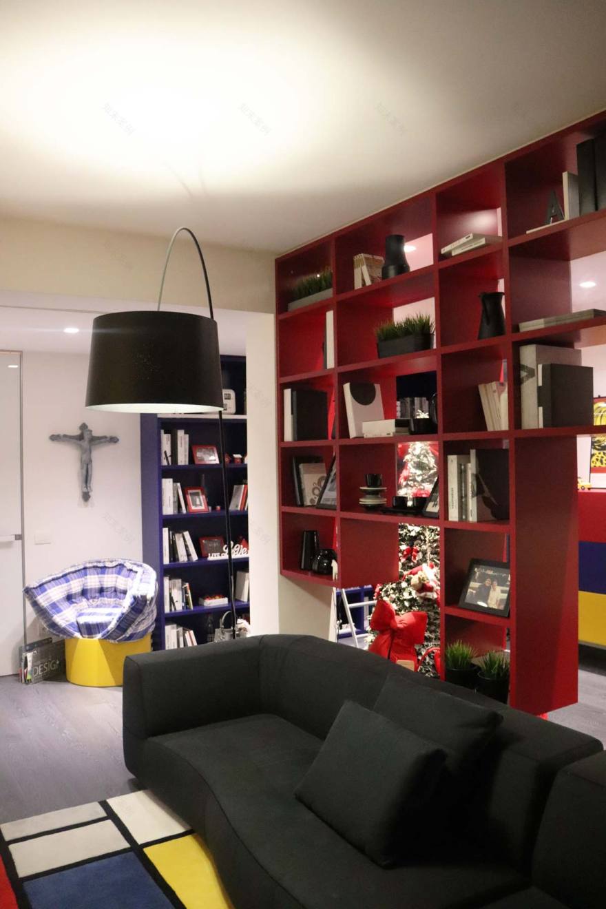 波普艺术与原色的碰撞 · Casa E 现代家居设计-4