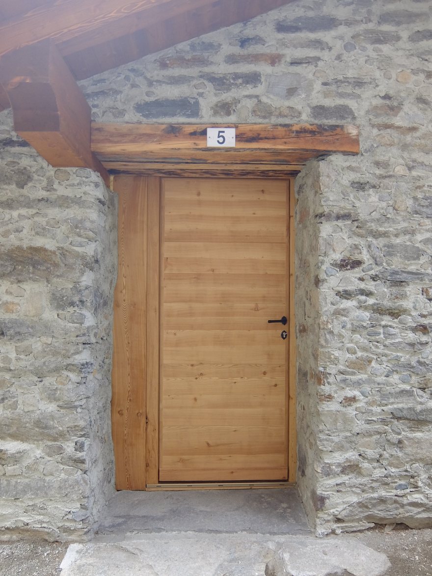 一座山间小屋的偶尔居住用改造-12