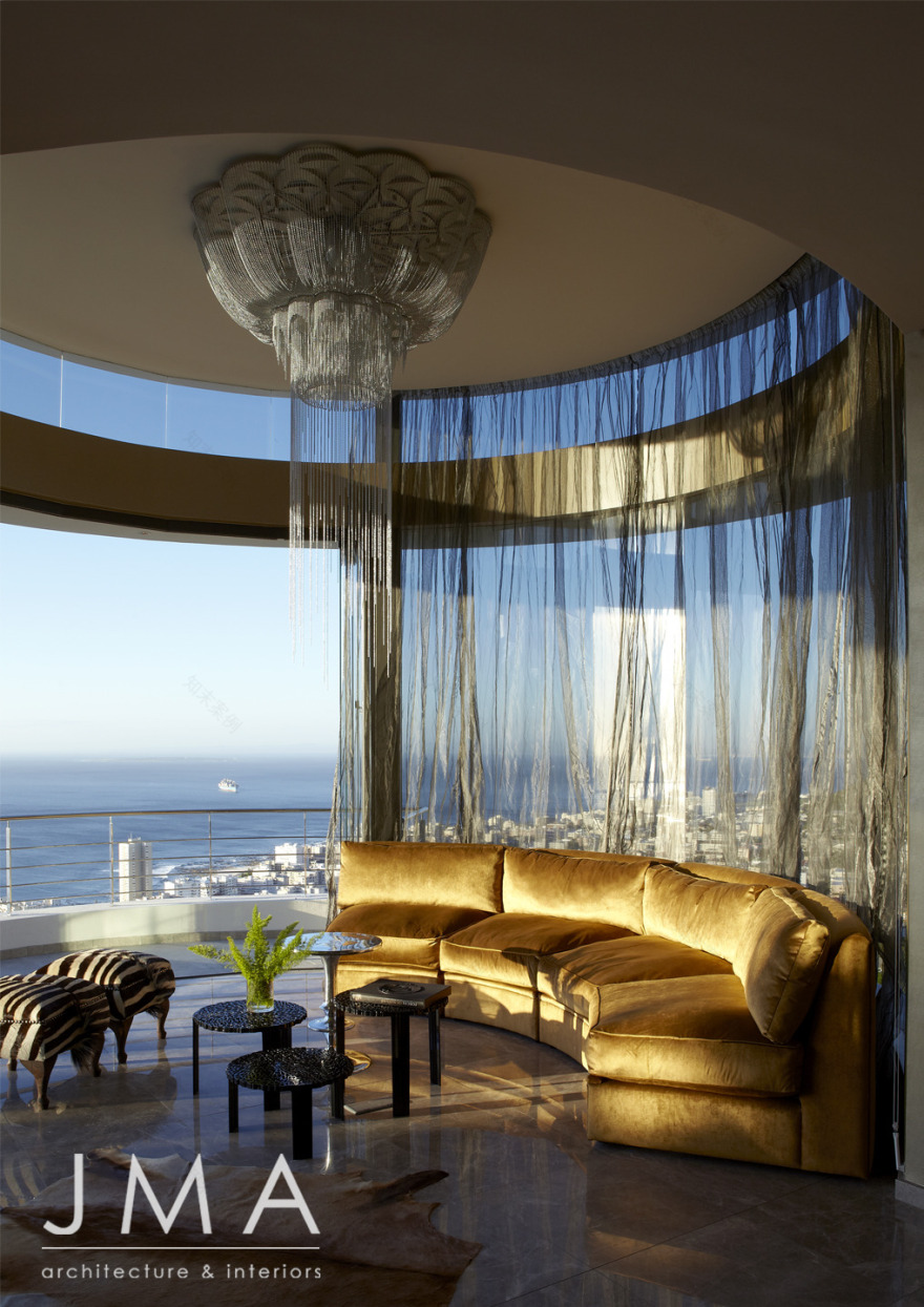 南非豪华别墅,有机曲线与自然环境完美融合-1