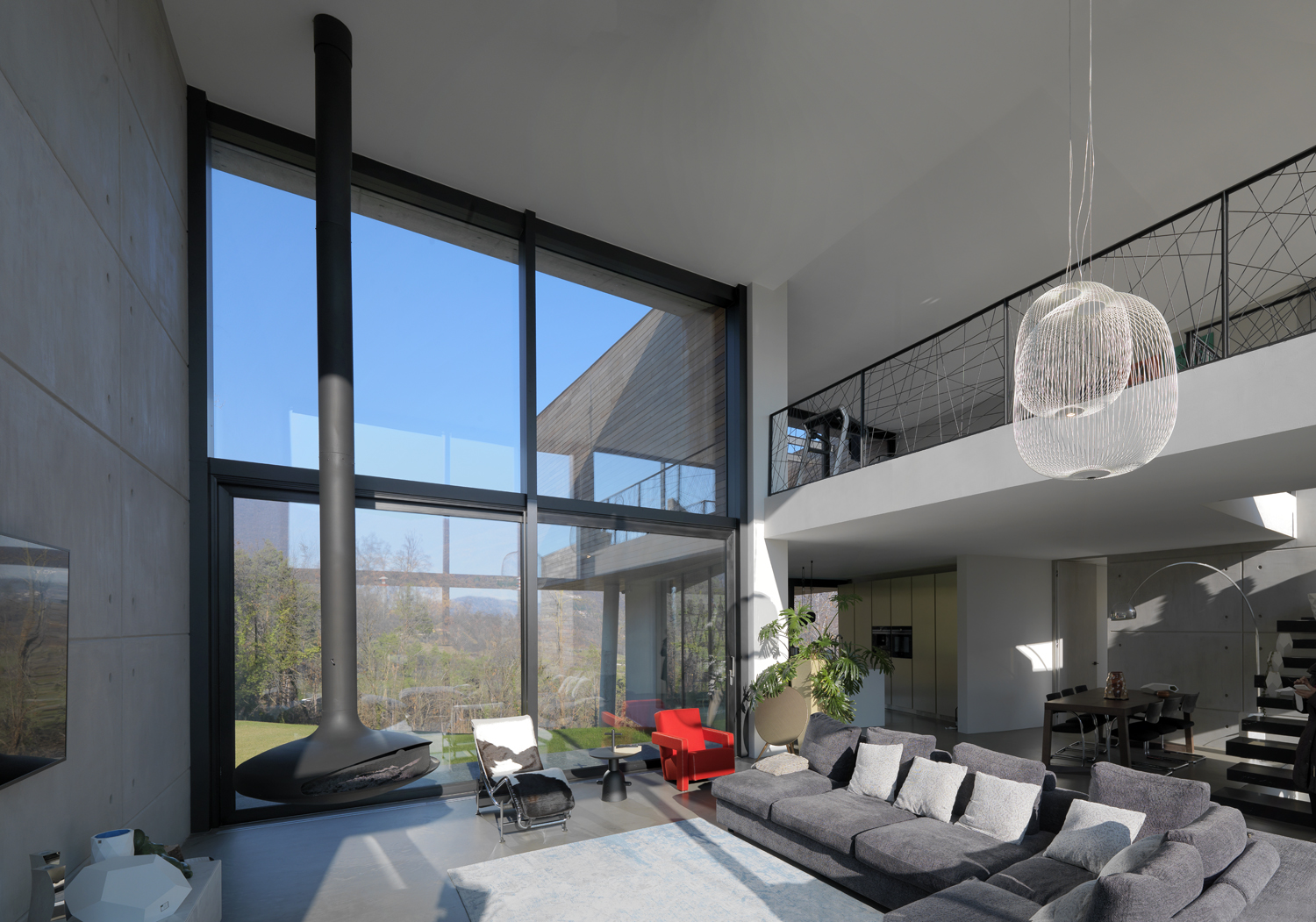 悬浮森林中的透明别墅-46