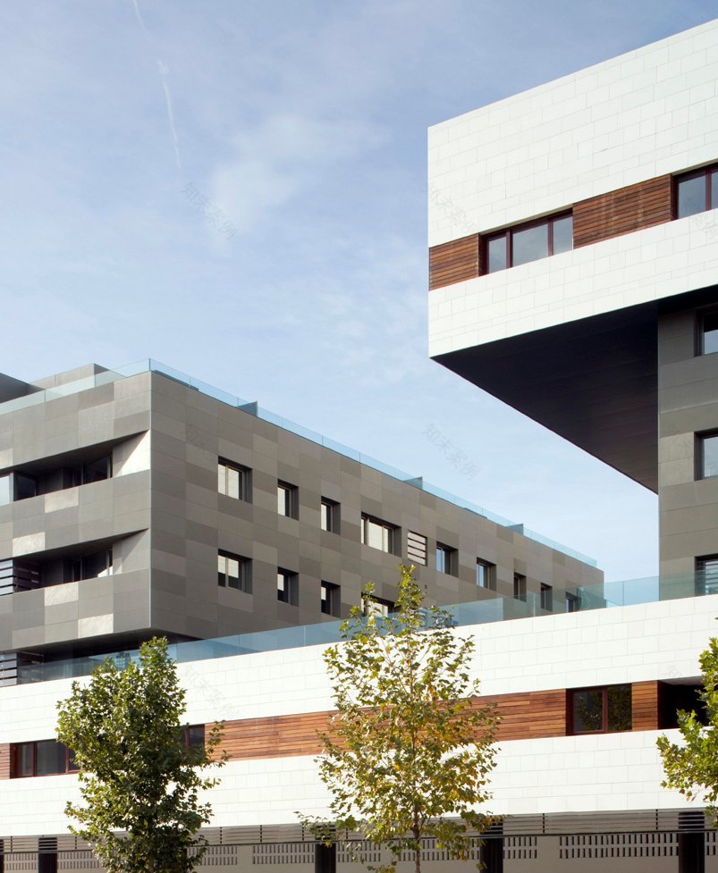 打破城市隔阂,连接山水的教育建筑-0