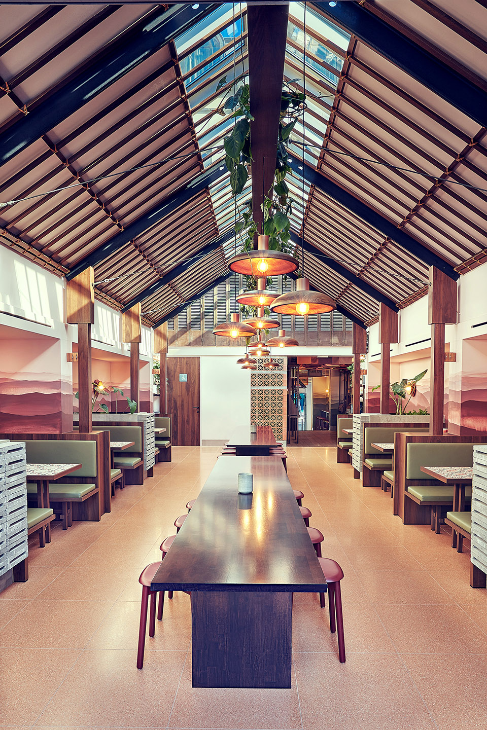 芹苴餐厅，布鲁塞尔/将越南街头小吃摊的氛围带入室内-19