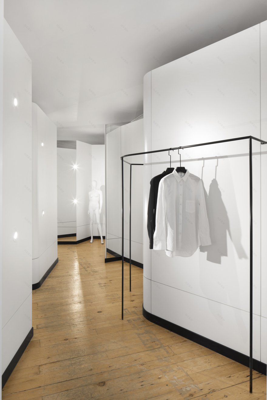 解构空间 · Vujà Dé 时尚店设计丨法国尼斯丨JEAN DE LESSARD DESIGNERS CRÉATIFS-5