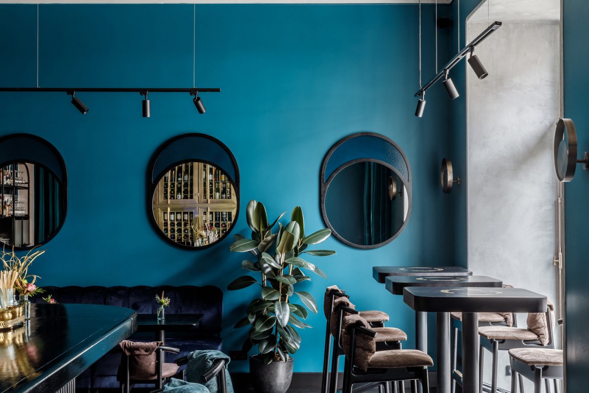 Brodo Design | Alex Brodovich Bar-7