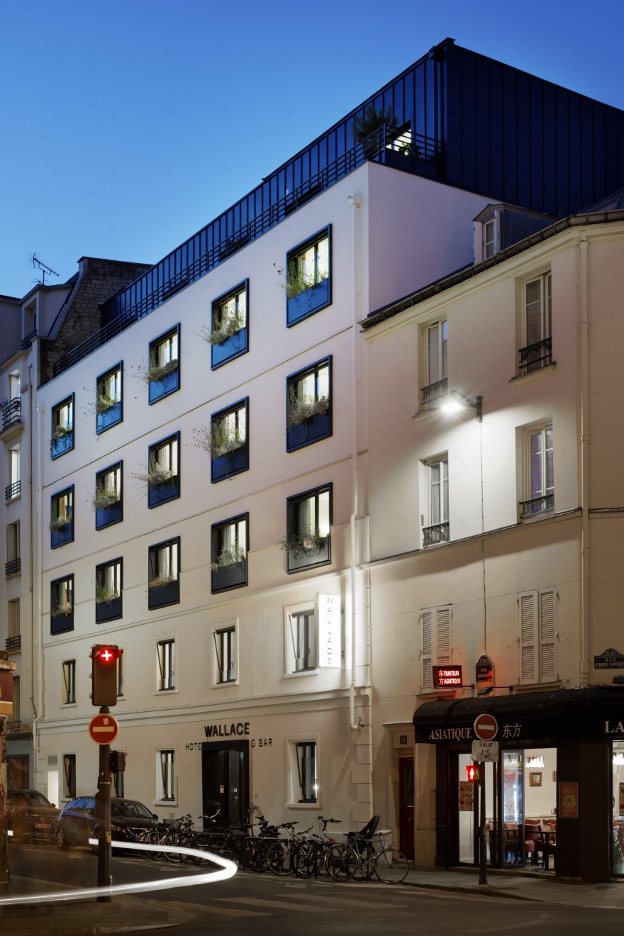 巴黎华莱士酒店,蓝调金属魅力与自然光的完美结合-26