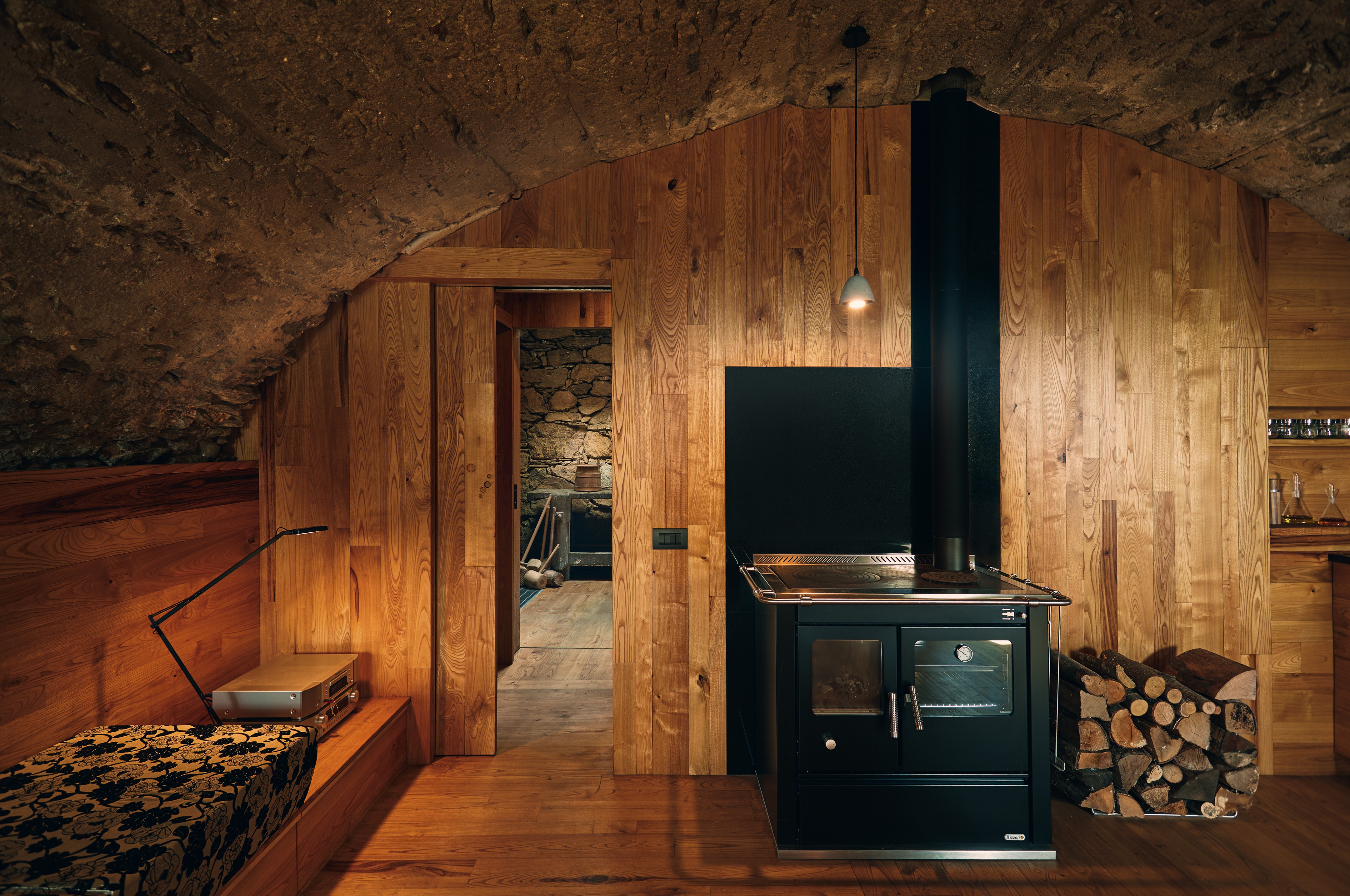 意大利乡间“栎树小屋”的现代改造丨Studioata-5