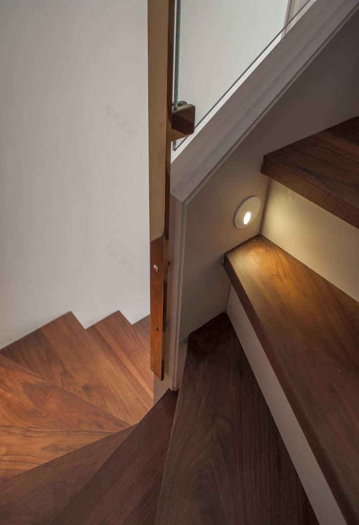 重塑 1960 年代公寓,尽享西班牙 Sitges 海湾美景-13