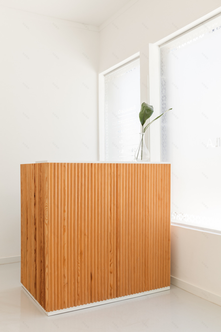 历史小镇的诊所重生 | 葡萄牙 Clínica da Vila 口腔诊所设计-12