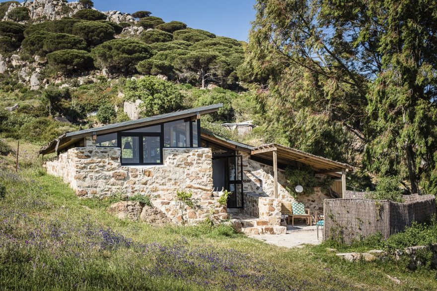 风之庇护的小石屋-1